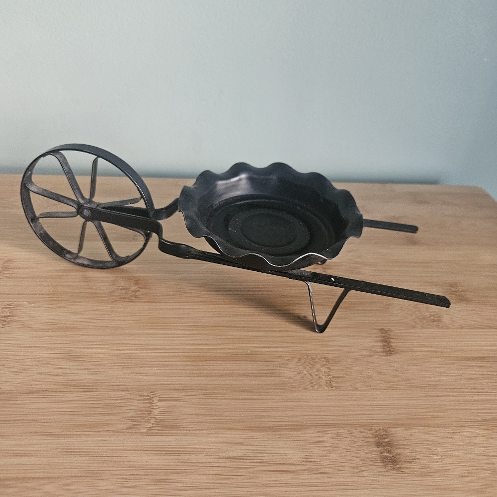 Black Metal Wheelbarrow Candel Holder